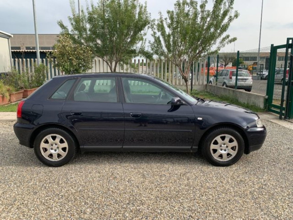 Audi A3 1.6 cat 5p. Ambiente (6)