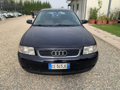Audi A3 1.6 cat 5p. Ambiente (8)
