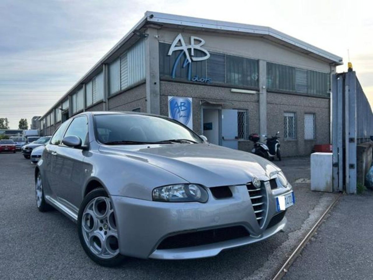Alfa Romeo 147 3.2i V6 24V cat 3 porte GTA