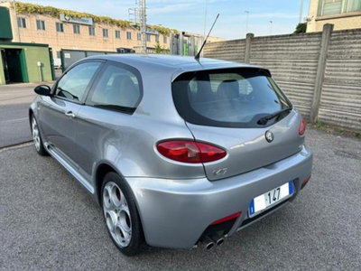 Alfa Romeo 147 3.2i V6 24V cat 3 porte GTA (3)