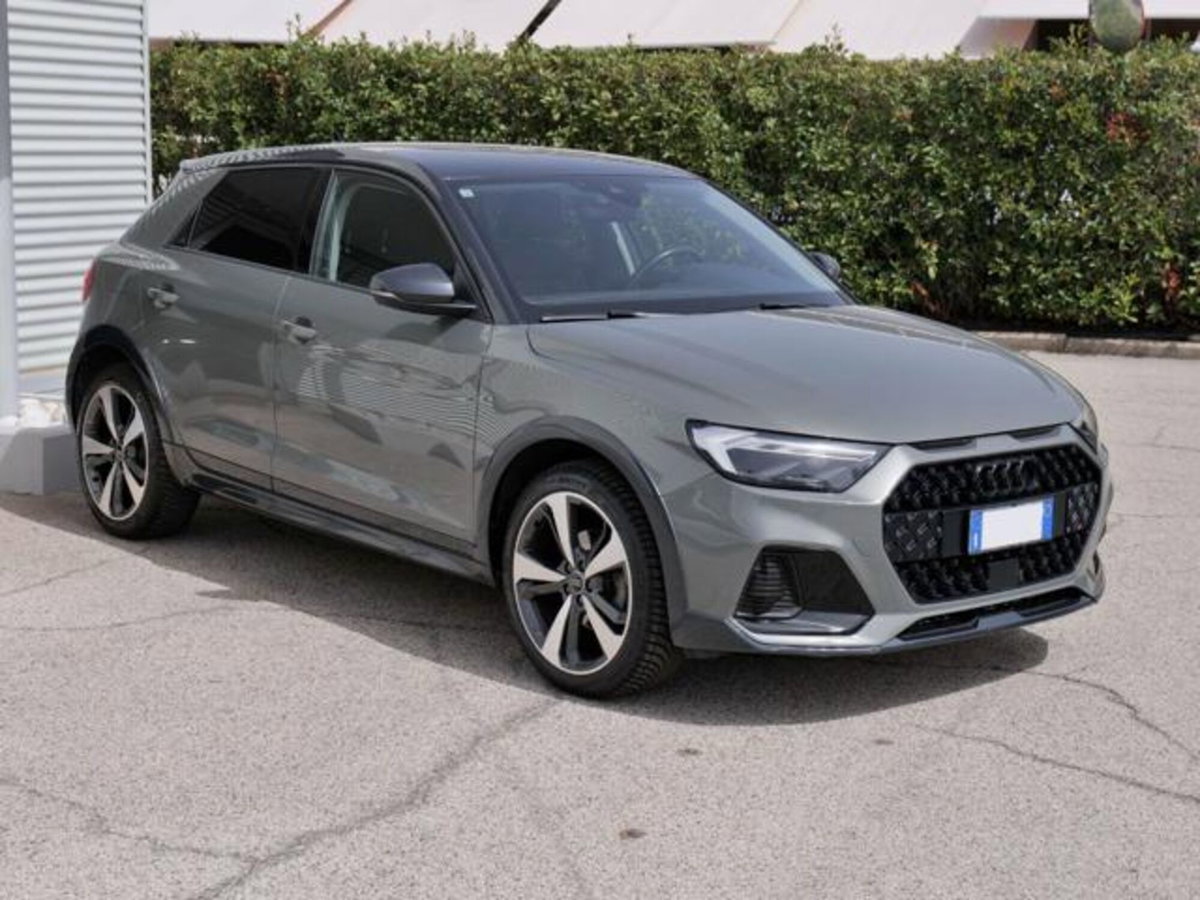 Audi A1 allstreet allstreet 30 TFSI Identity Contrast (4)