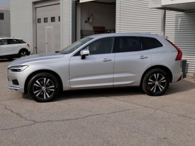 Volvo XC60 B4 (d) AWD Geartronic Momentum Pro (2)