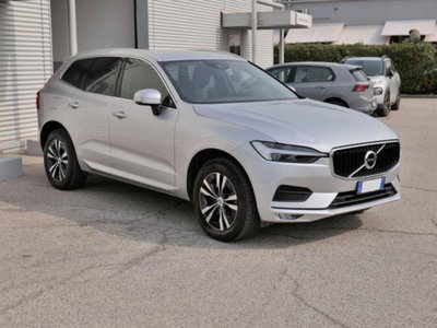 Volvo XC60 B4 (d) AWD Geartronic Momentum Pro (4)