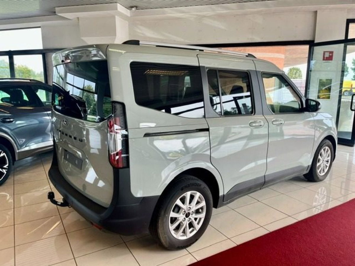 Ford Tourneo Courier 1.0 EcoBoost 100 CV Titanium (5)