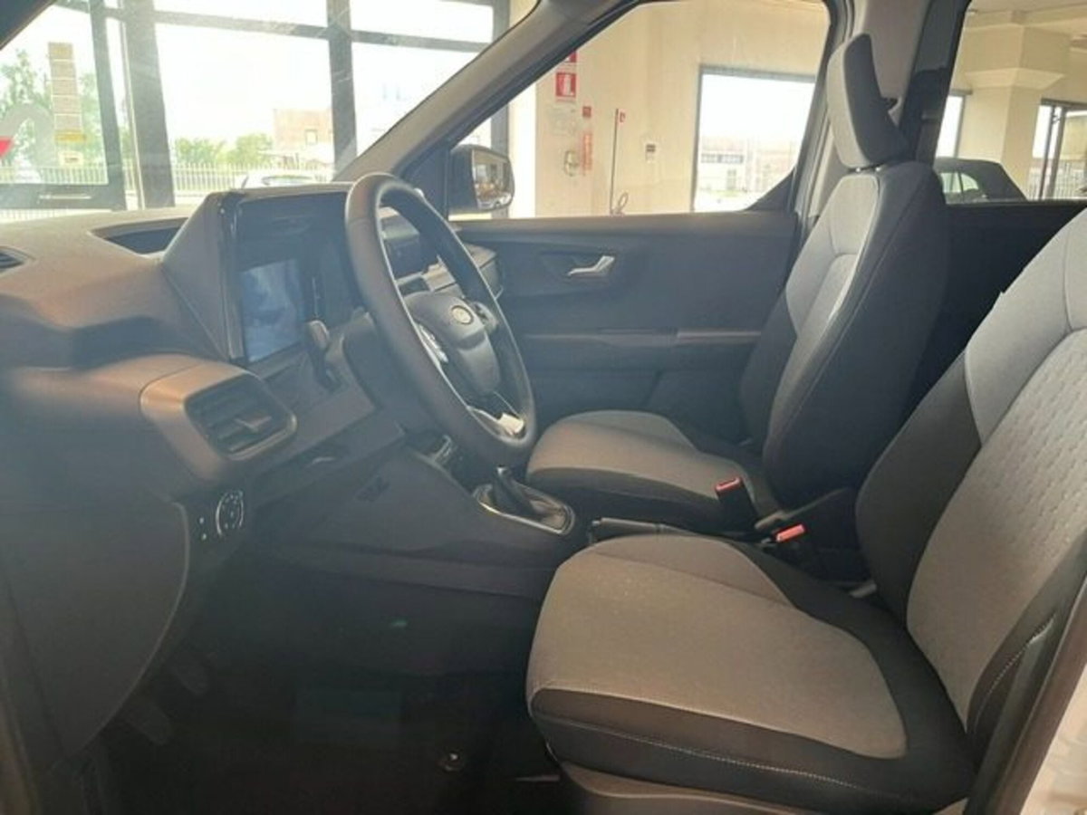 Ford Tourneo Courier 1.0 EcoBoost 100 CV Titanium (8)