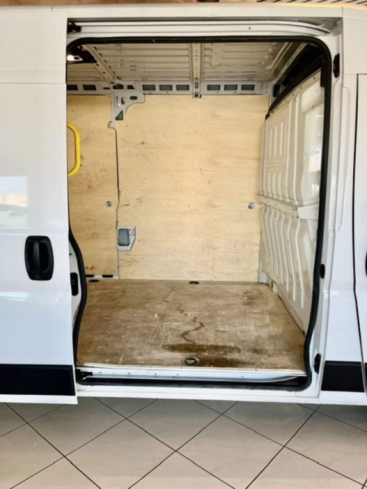 Fiat Ducato Furgone 33 2.2 Mjt 140CV AT9 PM-TN Furgone (17)