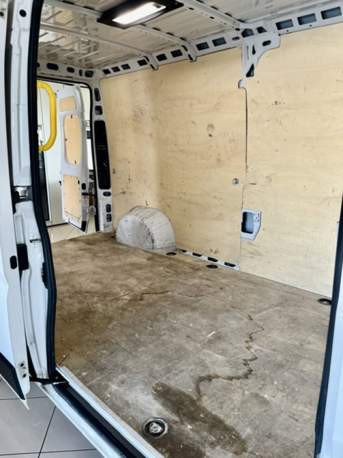 Fiat Ducato Furgone 33 2.2 Mjt 140CV AT9 PM-TN Furgone (18)