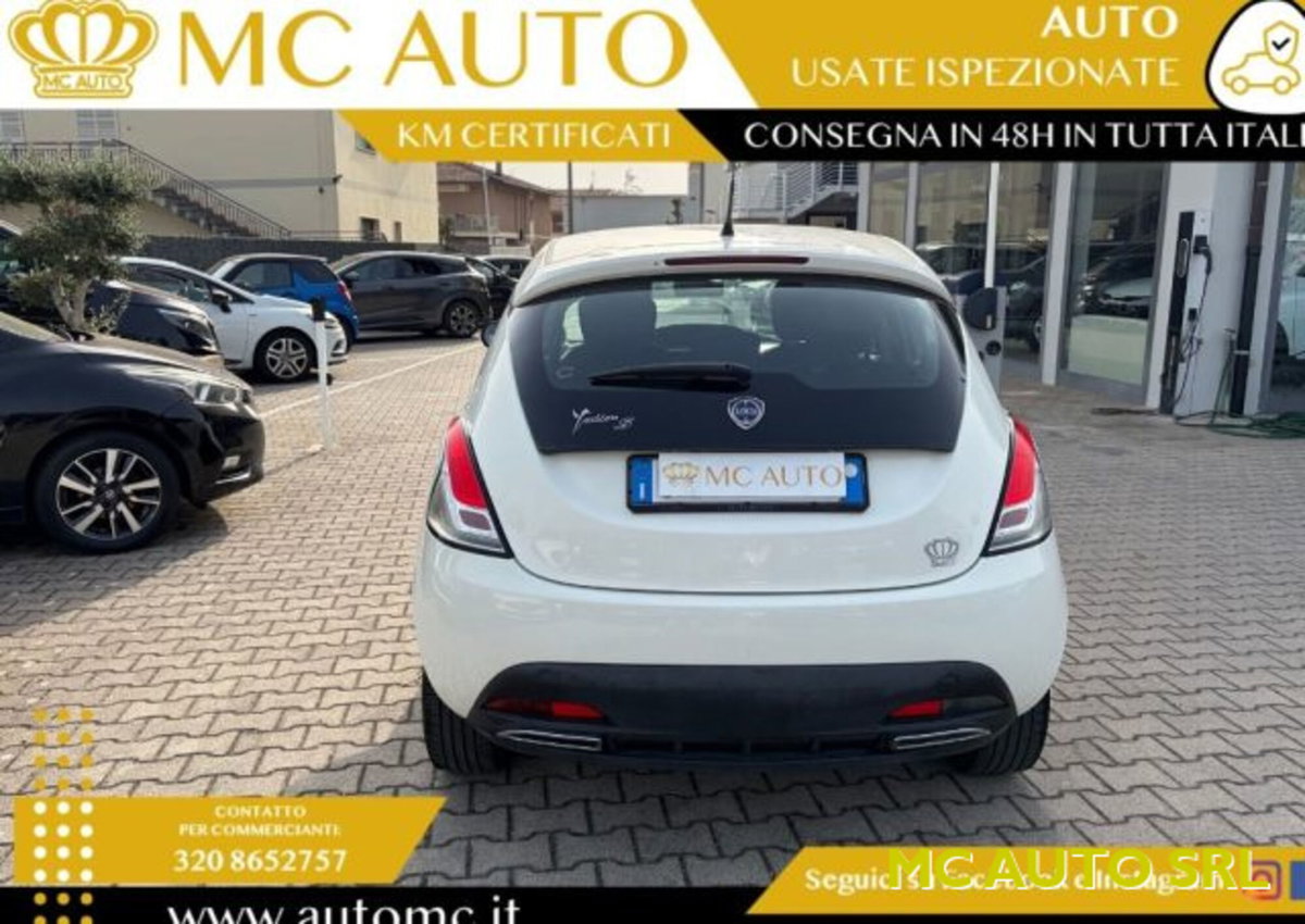 Lancia Ypsilon 1.3 MJT 16V 95 CV 5 porte S&S S Momodesign (5)