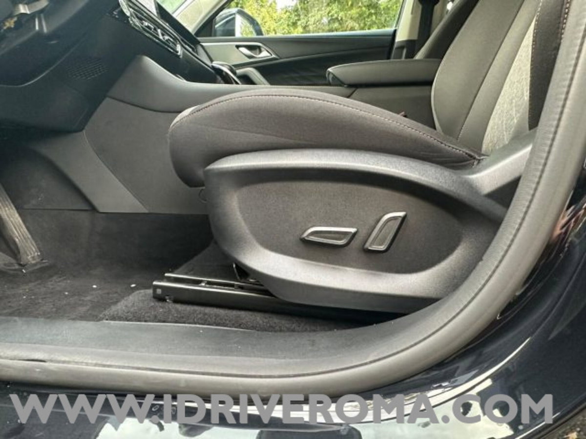 Mg HS 1.5 Comfort auto (12)