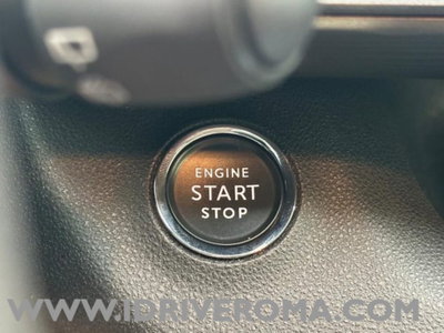 Jeep Avenger 1.2 turbo e-hybrid mhev Summit fwd 110cv edct6 (15)