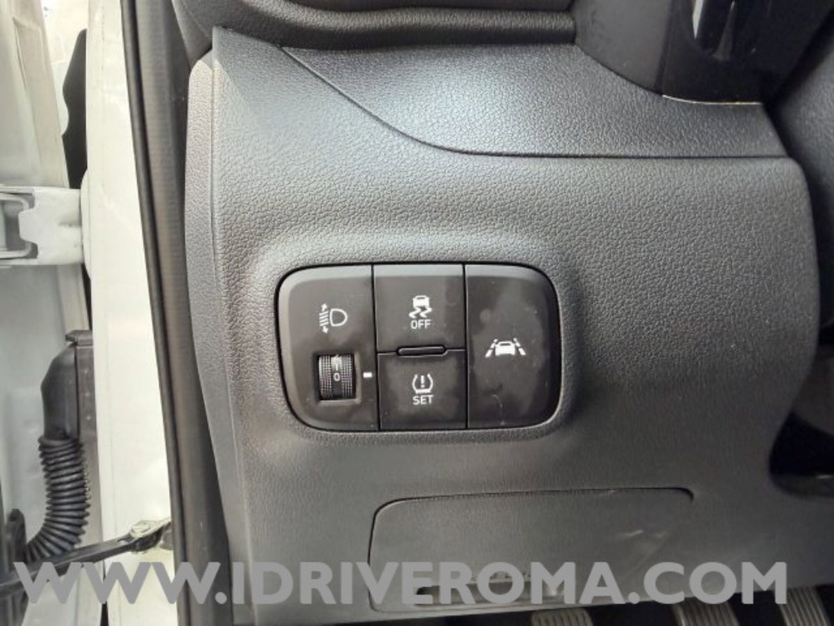 Hyundai i10 1.0 MPI Prime (13)