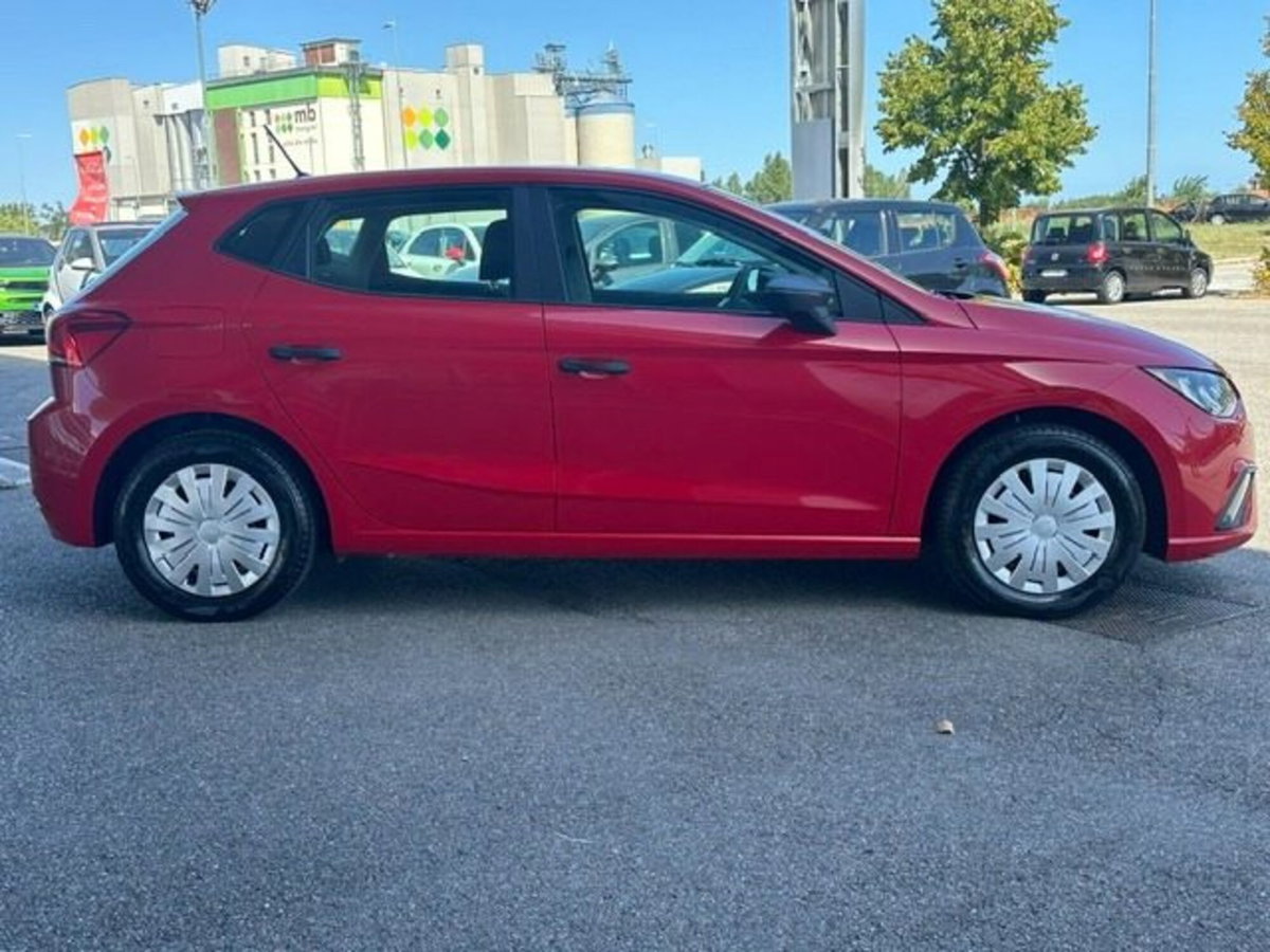SEAT Ibiza 1.0 TGI 5 porte Style (7)