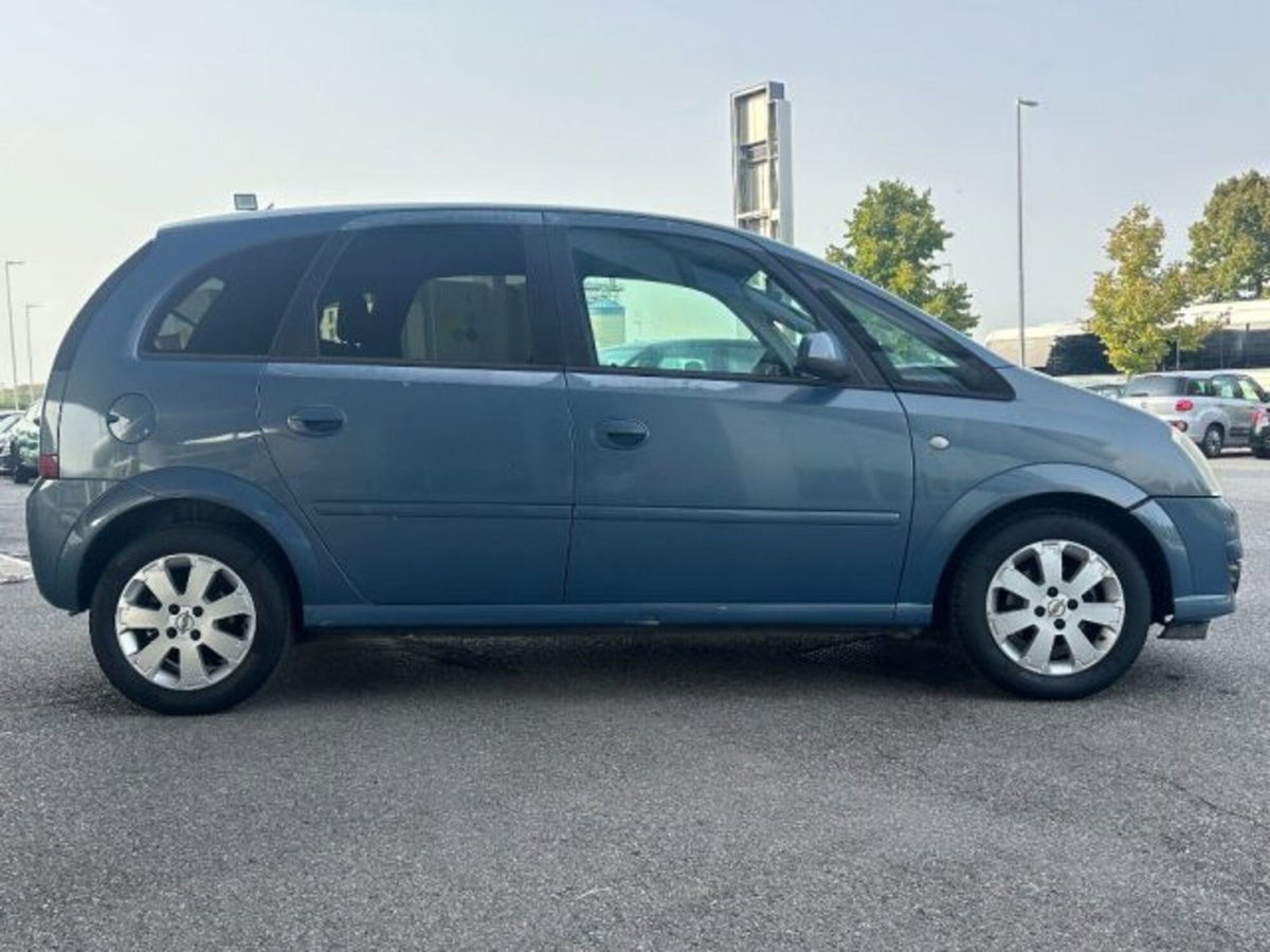 Opel Meriva 1.4 16V Club (7)