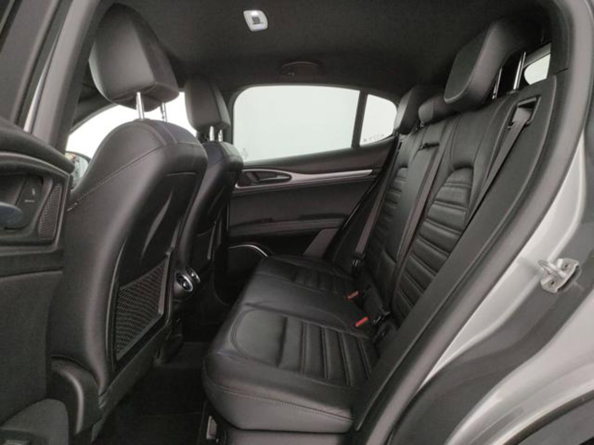 Alfa Romeo Stelvio Stelvio 2.2 Turbodiesel 210 CV AT8 Q4 Super (18)