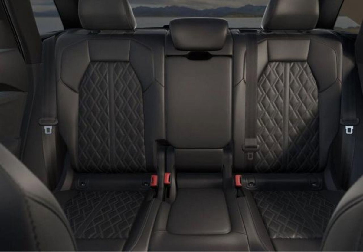 Audi Q5 3.0 tdi mhev+ S line edition quattro 299cv s-tronic (6)