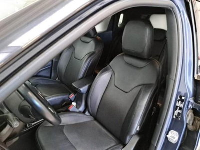Jeep Compass 1.3 T4 240CV PHEV AT6 4xe S (8)