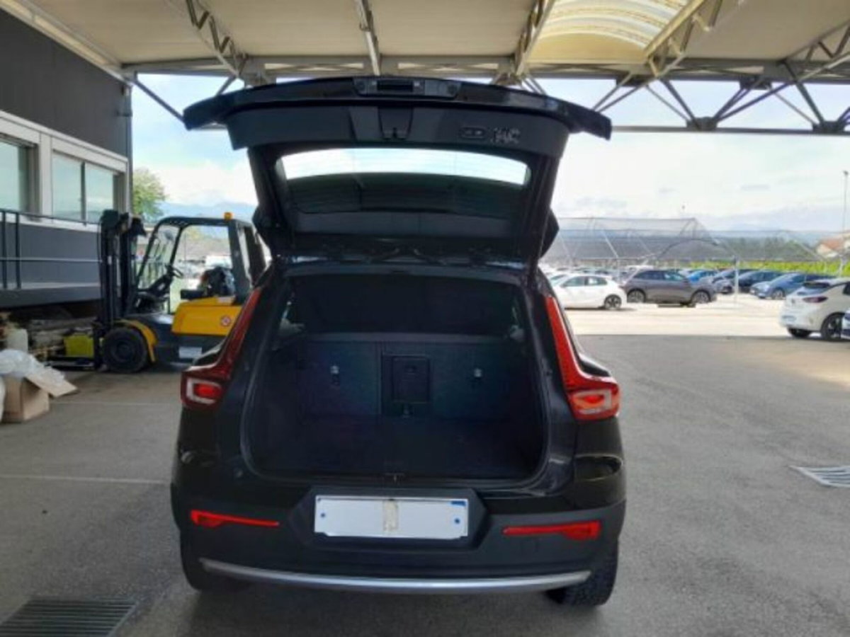Volvo XC40 T5 Recharge Plug-in Hybrid Inscription Expression (5)