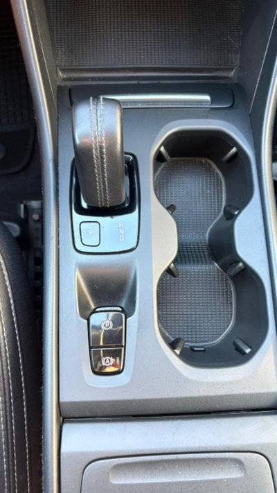 Volvo XC40 D3 AWD Geartronic (13)