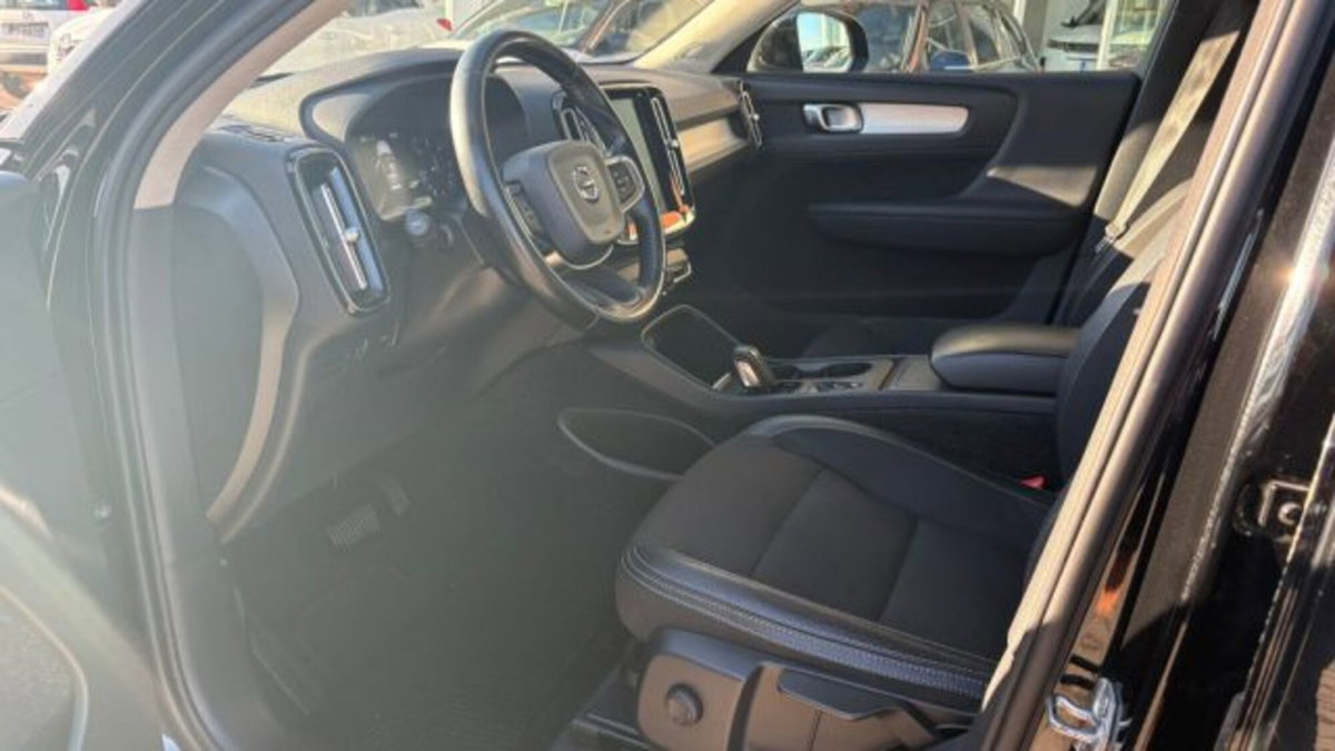 Volvo XC40 D3 AWD Geartronic (7)