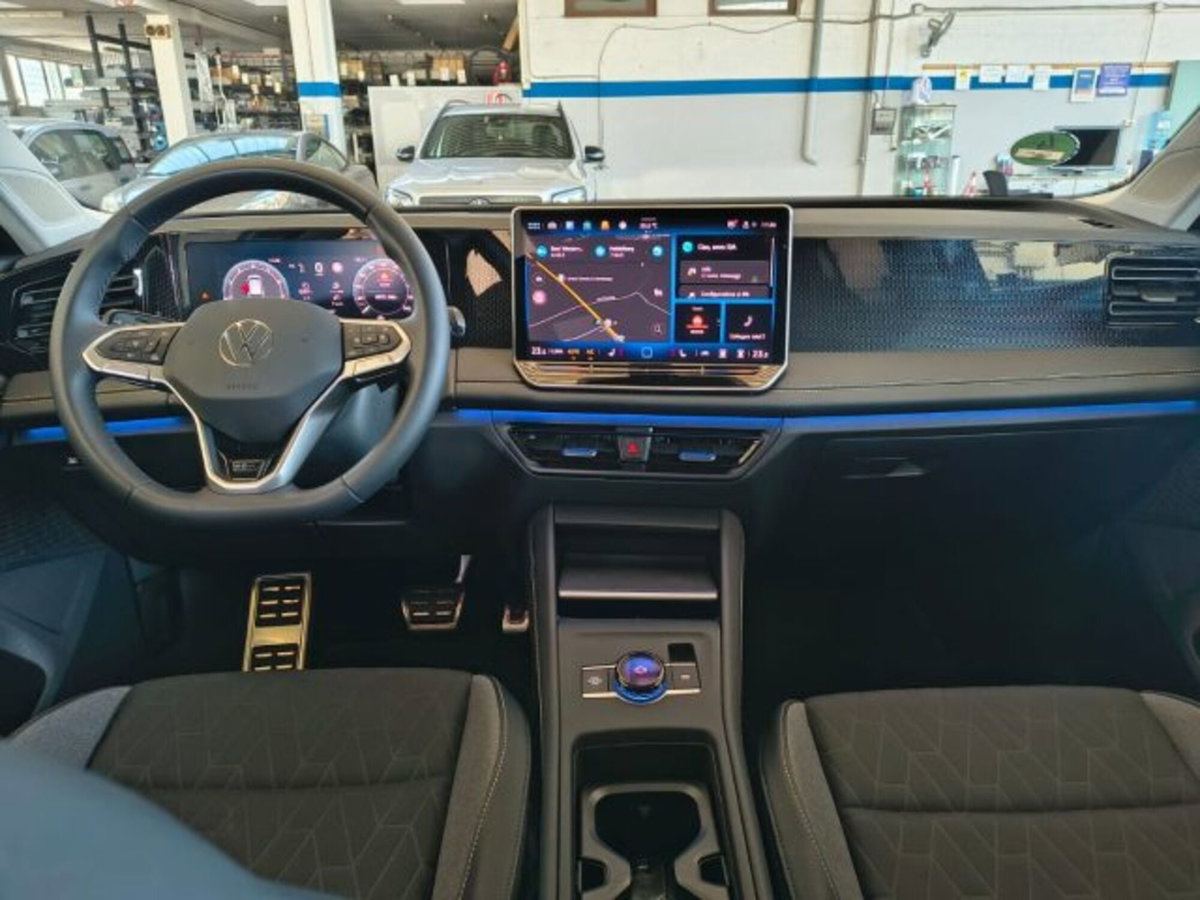 Volkswagen Tiguan 1.5 etsi Life 130cv dsg (10)