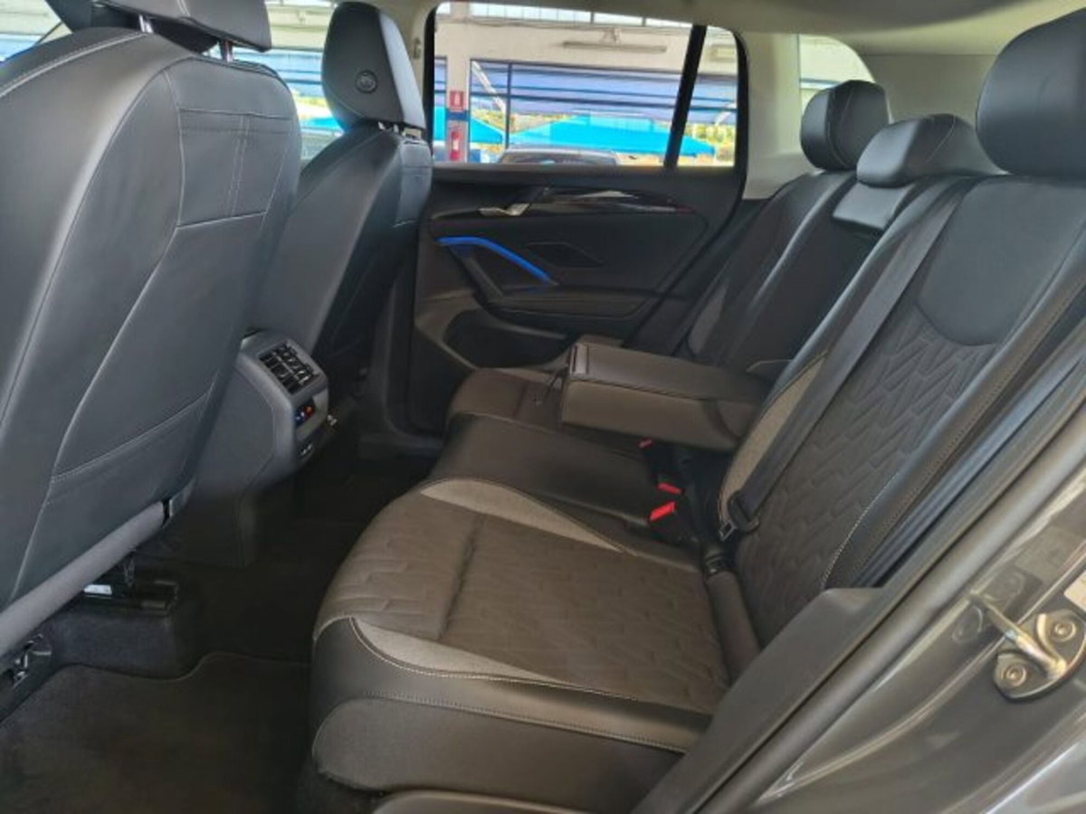 Volkswagen Tiguan 1.5 etsi Life 130cv dsg (15)