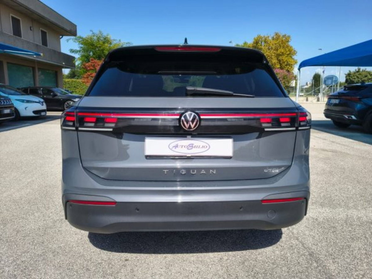Volkswagen Tiguan 1.5 etsi Life 130cv dsg (4)