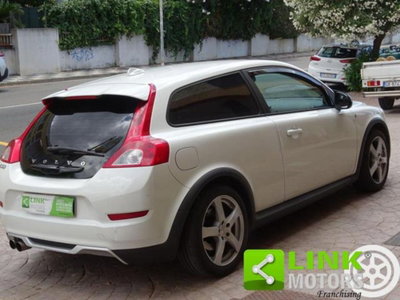 Volvo C30 1.6 D (4)