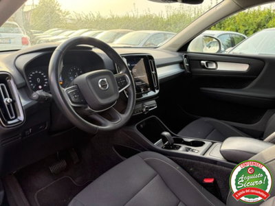 Volvo XC40 T2 Geartronic Momentum (11)