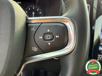 Volvo XC40 T2 Geartronic Momentum (16)