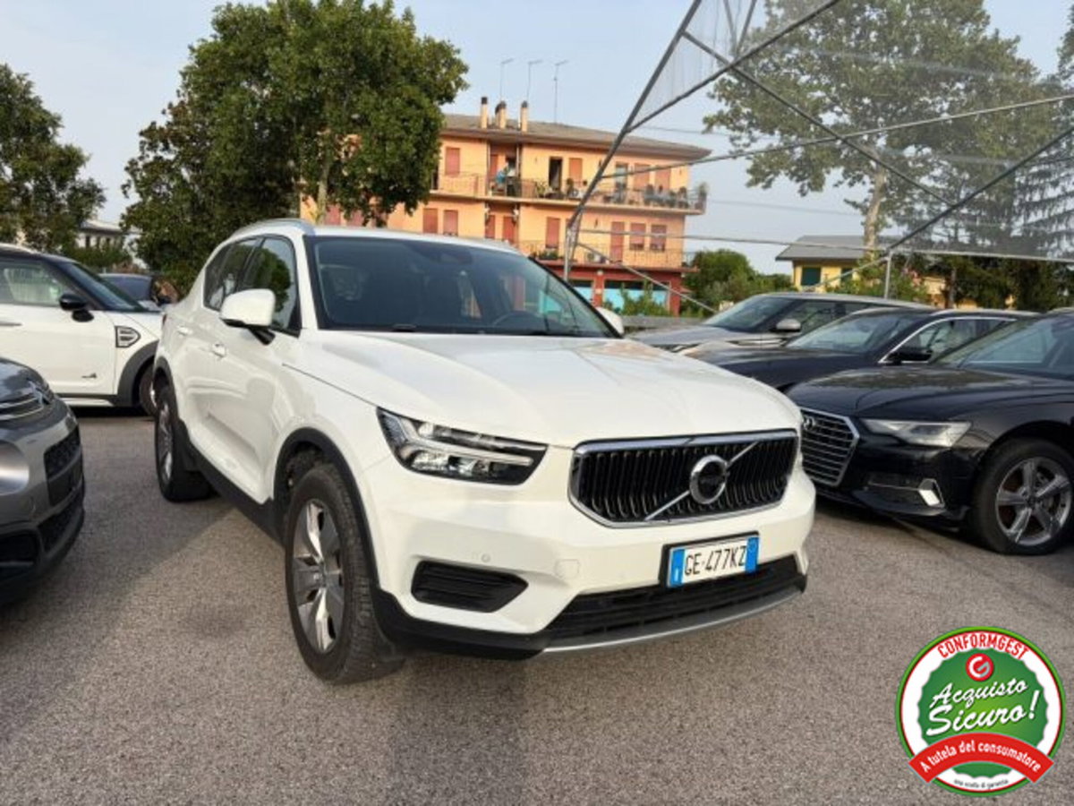 Volvo XC40 T2 Geartronic Momentum (2)