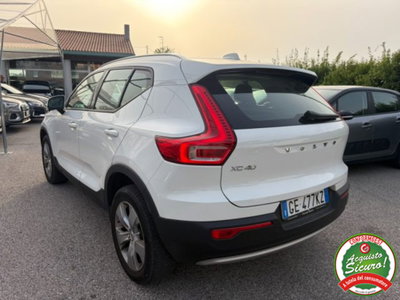 Volvo XC40 T2 Geartronic Momentum (4)