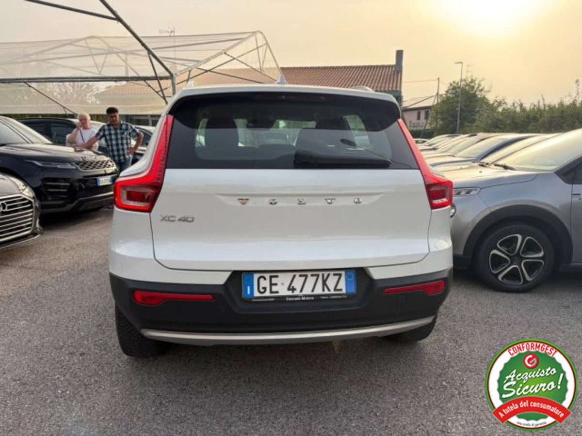 Volvo XC40 T2 Geartronic Momentum (5)