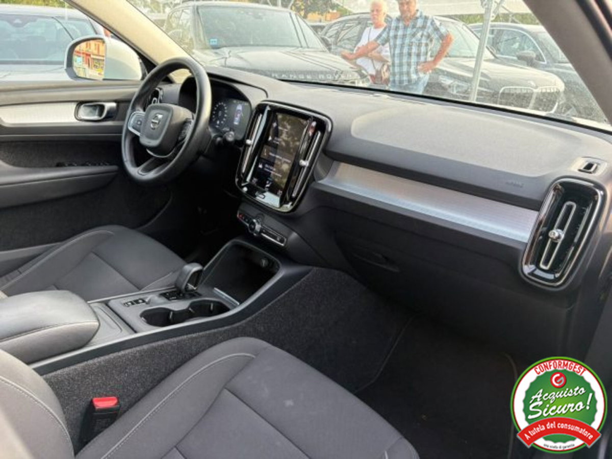 Volvo XC40 T2 Geartronic Momentum (8)