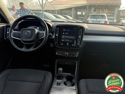 Volvo XC40 T2 Geartronic Momentum (9)