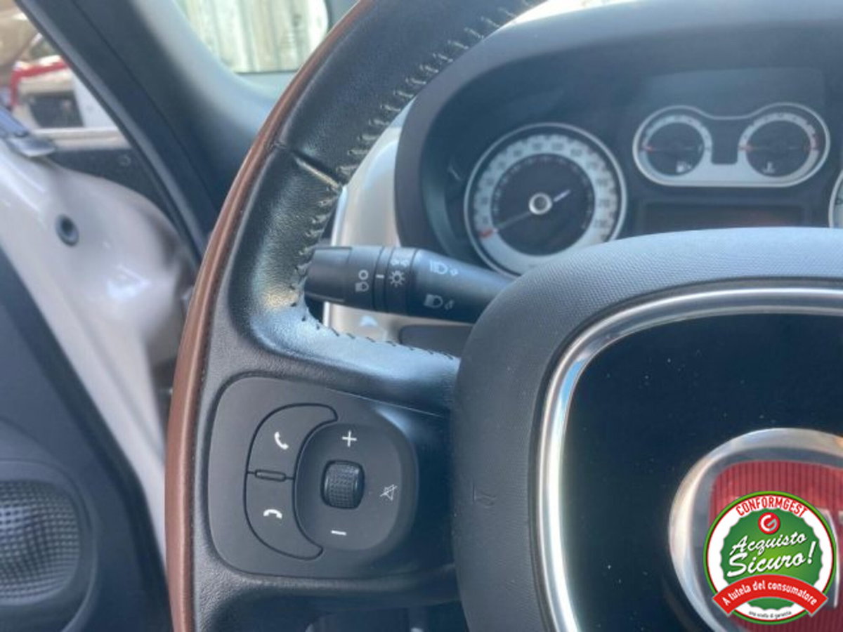 Fiat 500L 1.4 95 CV Trekking (9)