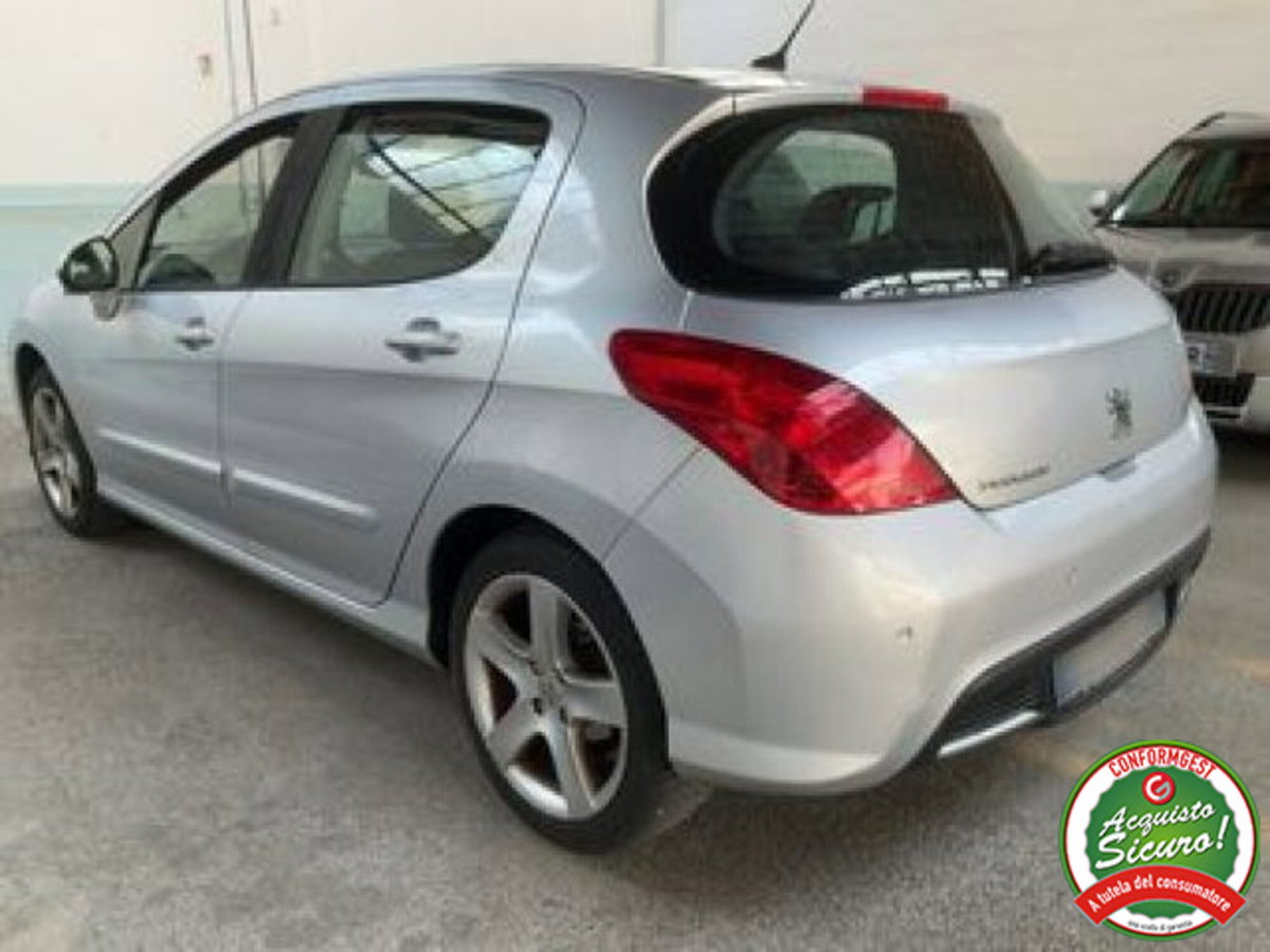 Peugeot 308 1.6 HDi 110CV 5p. Féline (6 Marce) (3)