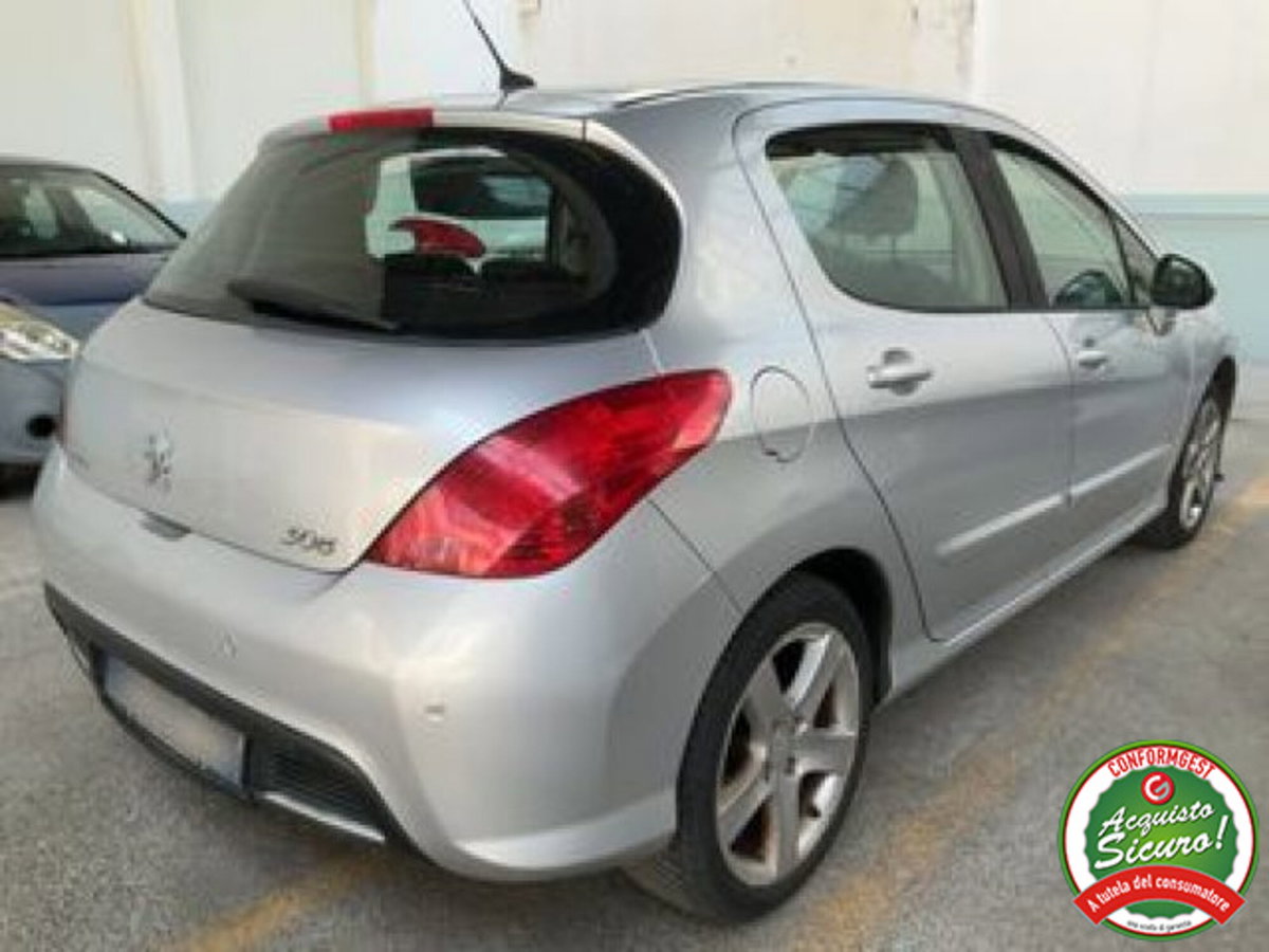 Peugeot 308 1.6 HDi 110CV 5p. Féline (6 Marce) (4)