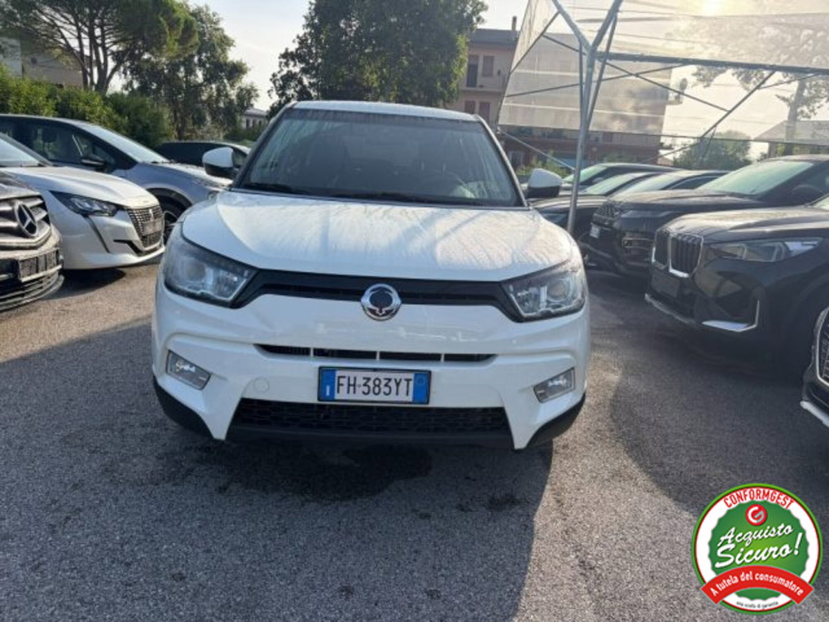 Ssangyong Tivoli 1.6d 2WD Go (2)