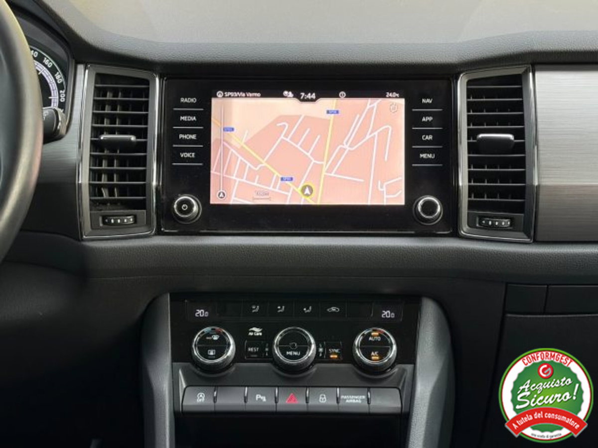 Skoda Kodiaq 2.0 TDI EVO SCR 4x4 DSG 7 posti Executive (14)