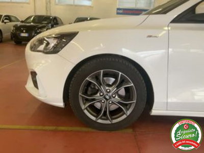 Ford Focus Station Wagon 1.5 EcoBlue 120 CV automatico SW Business (2)