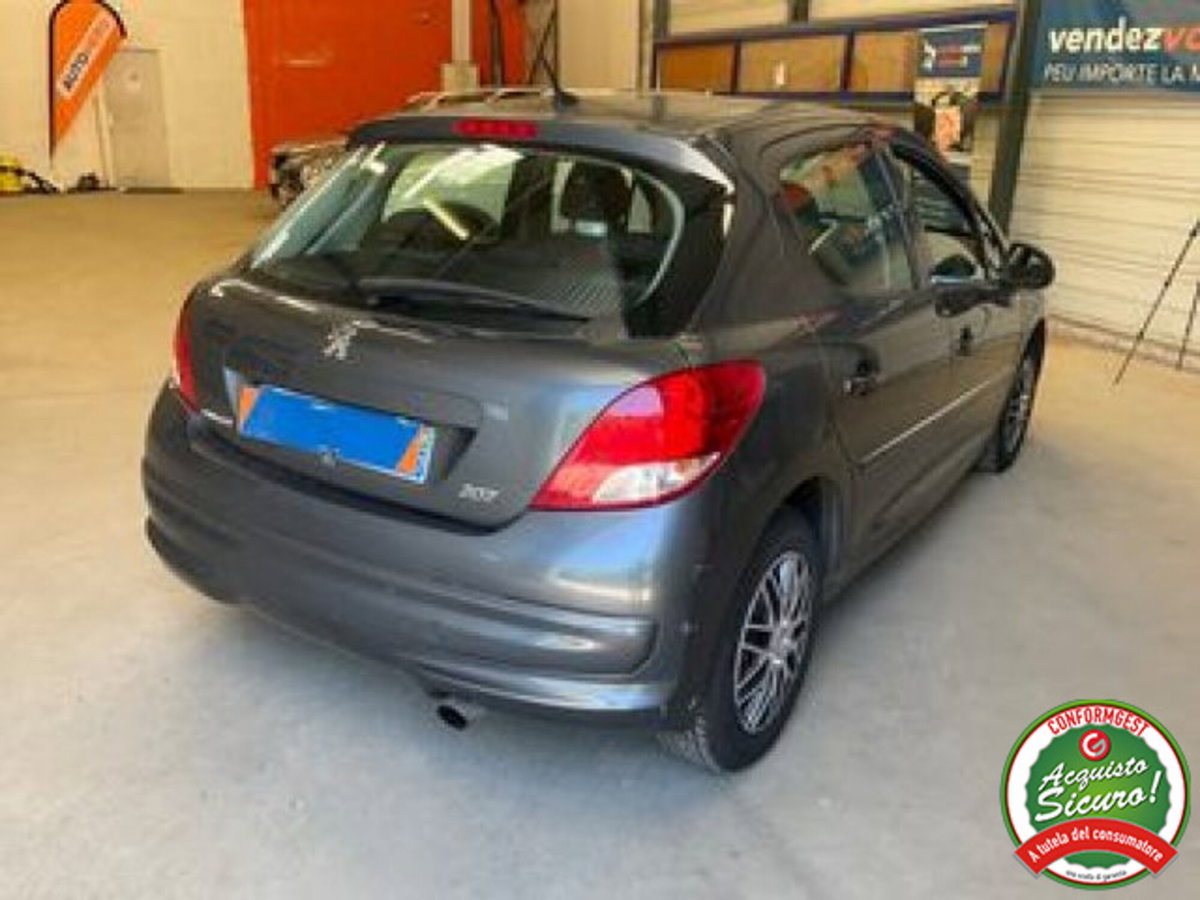 Peugeot 207 8V 75CV 5p. X Line ECO GPL (2)