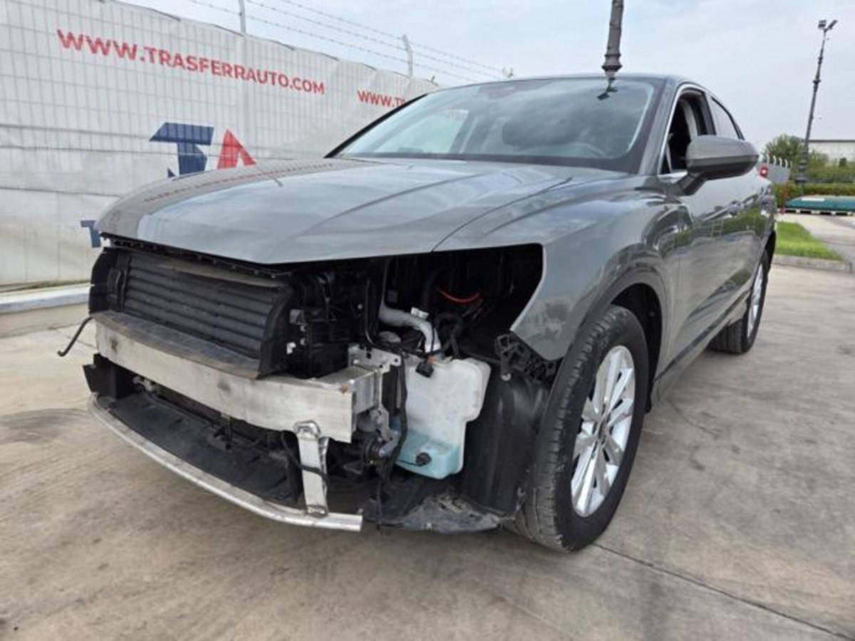 Audi Q3 Sportback 35 TDI quattro S tronic Business Plus
