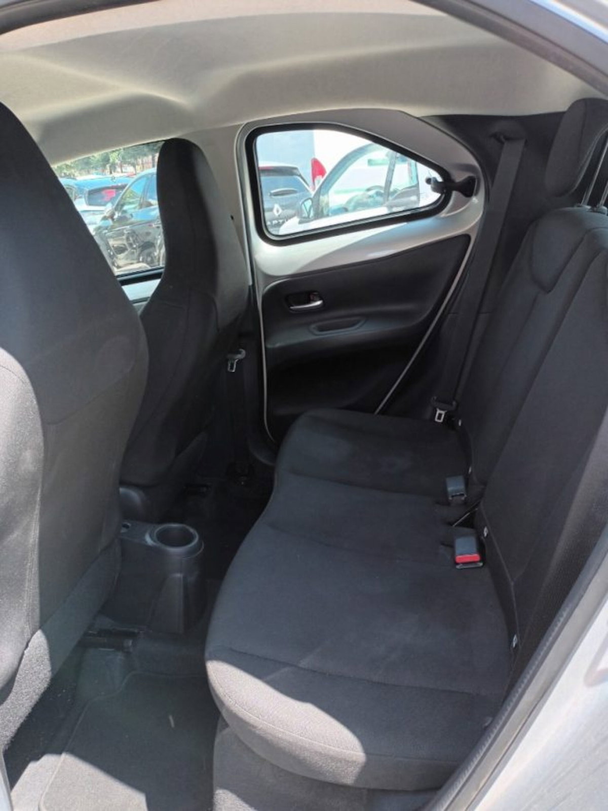 Toyota Aygo X 1.0 Active 72cv (6)
