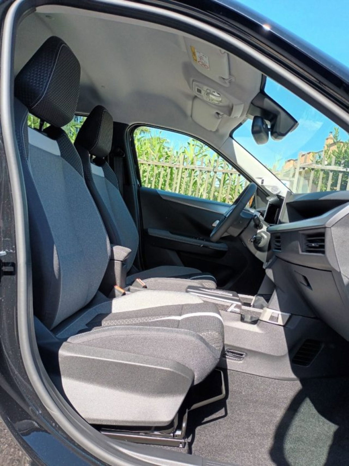 Opel Frontera 1.2 hybrid GS 145cv edct 7p.ti (10)