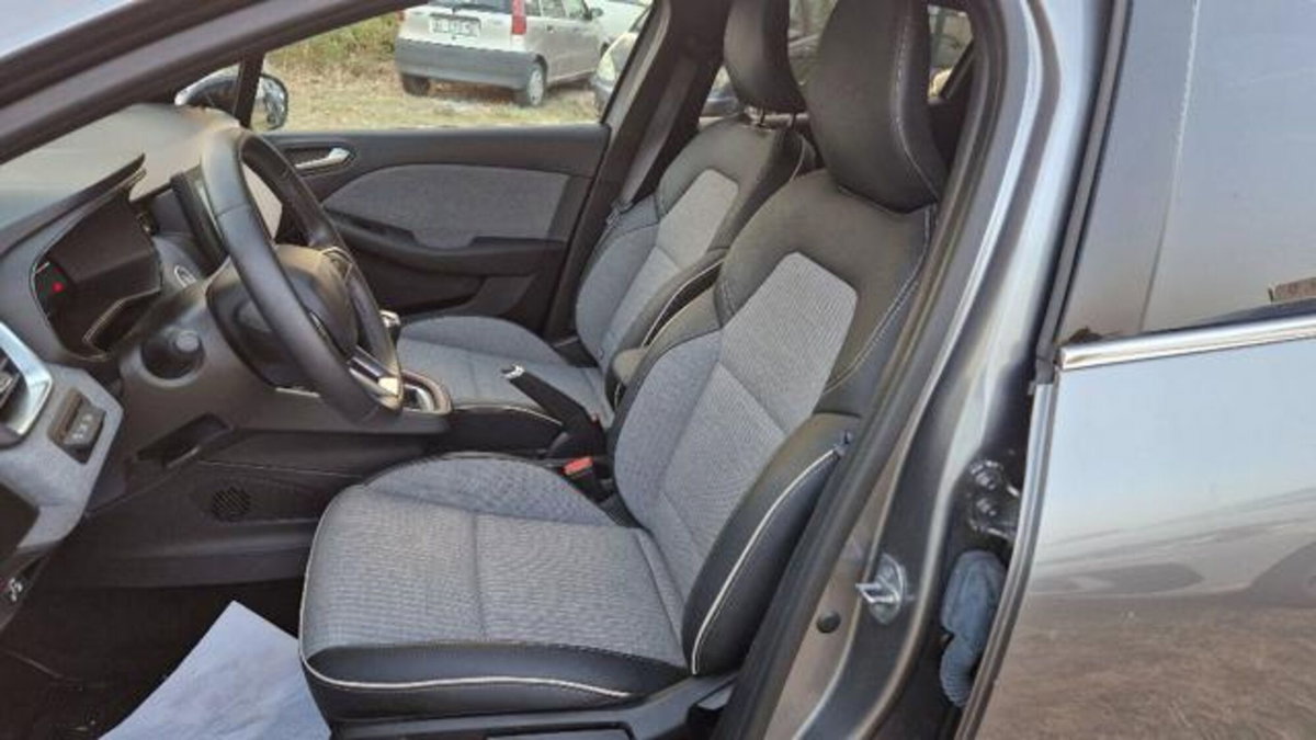 Renault Clio 1.0 eco-g Techno 100cv (11)