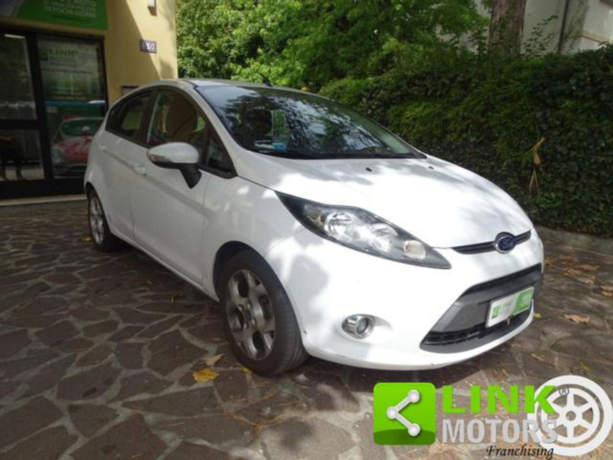 Ford Fiesta 1.4 5 porte Bz.- GPL Titanium
