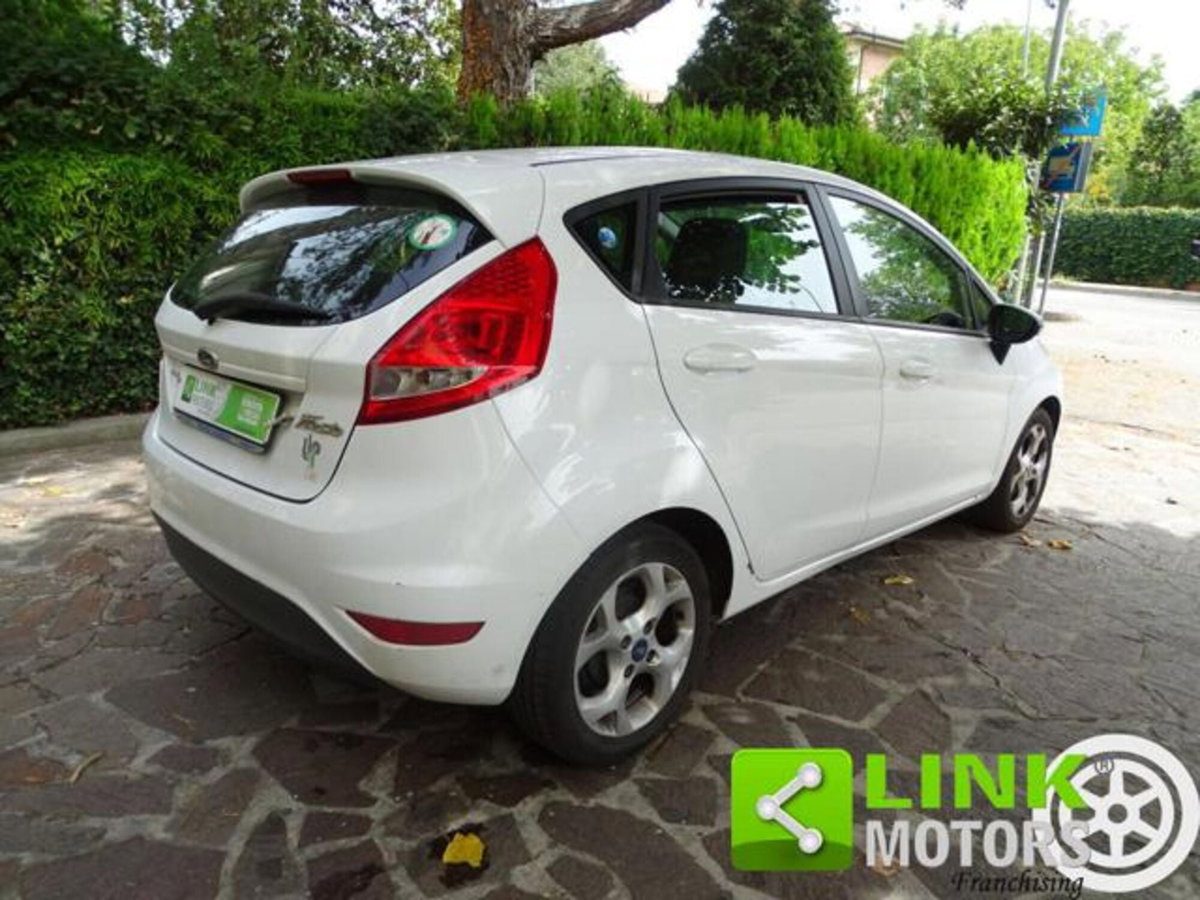 Ford Fiesta 1.4 5 porte Bz.- GPL Titanium (20)