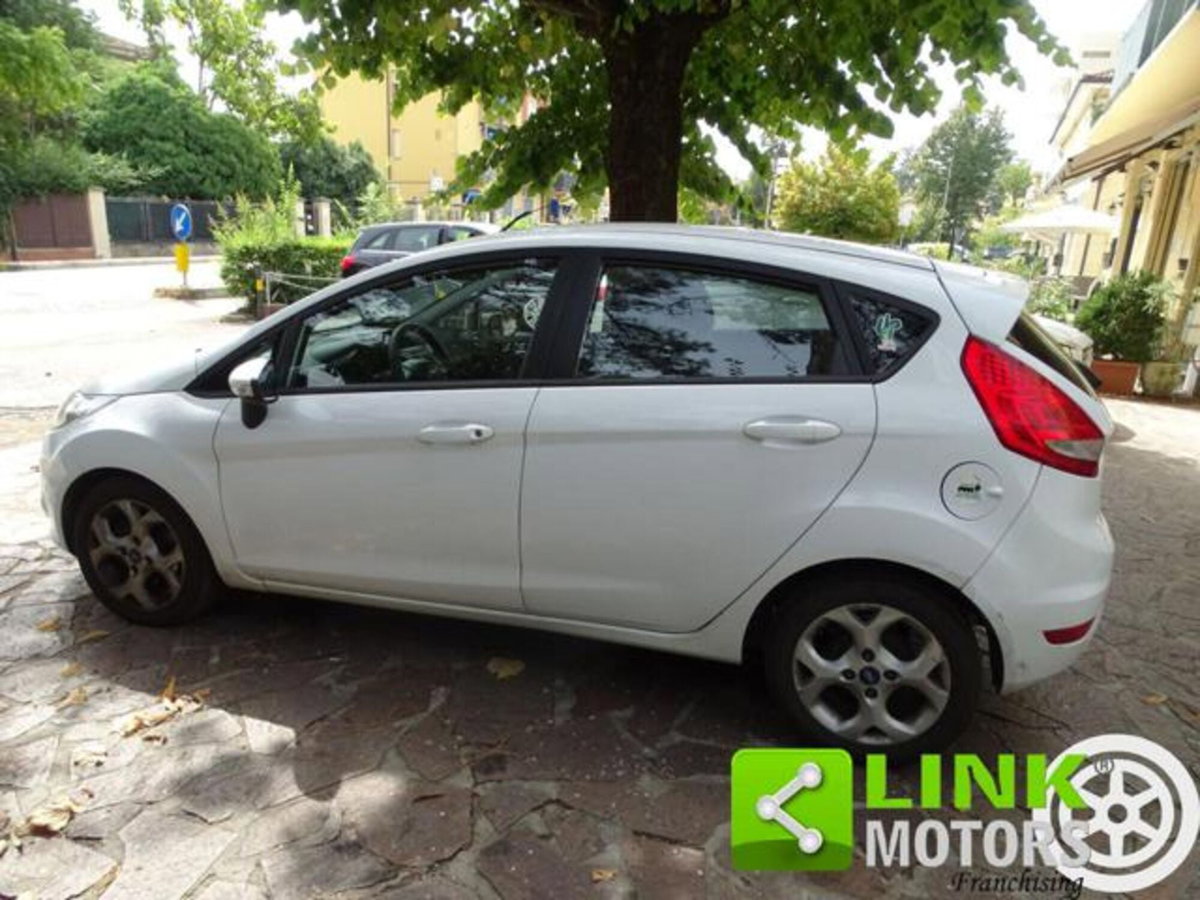 Ford Fiesta 1.4 5 porte Bz.- GPL Titanium (6)
