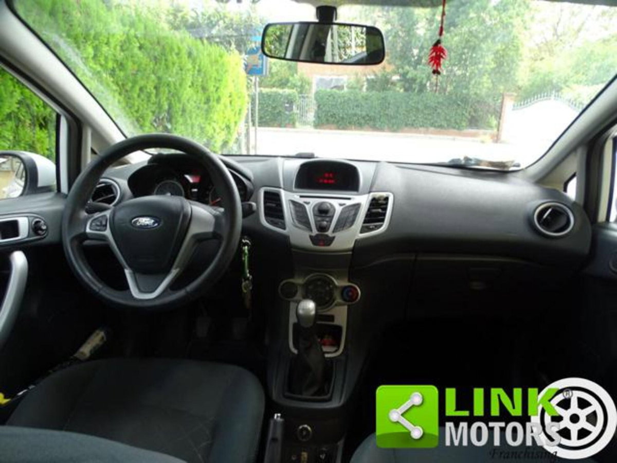 Ford Fiesta 1.4 5 porte Bz.- GPL Titanium (7)