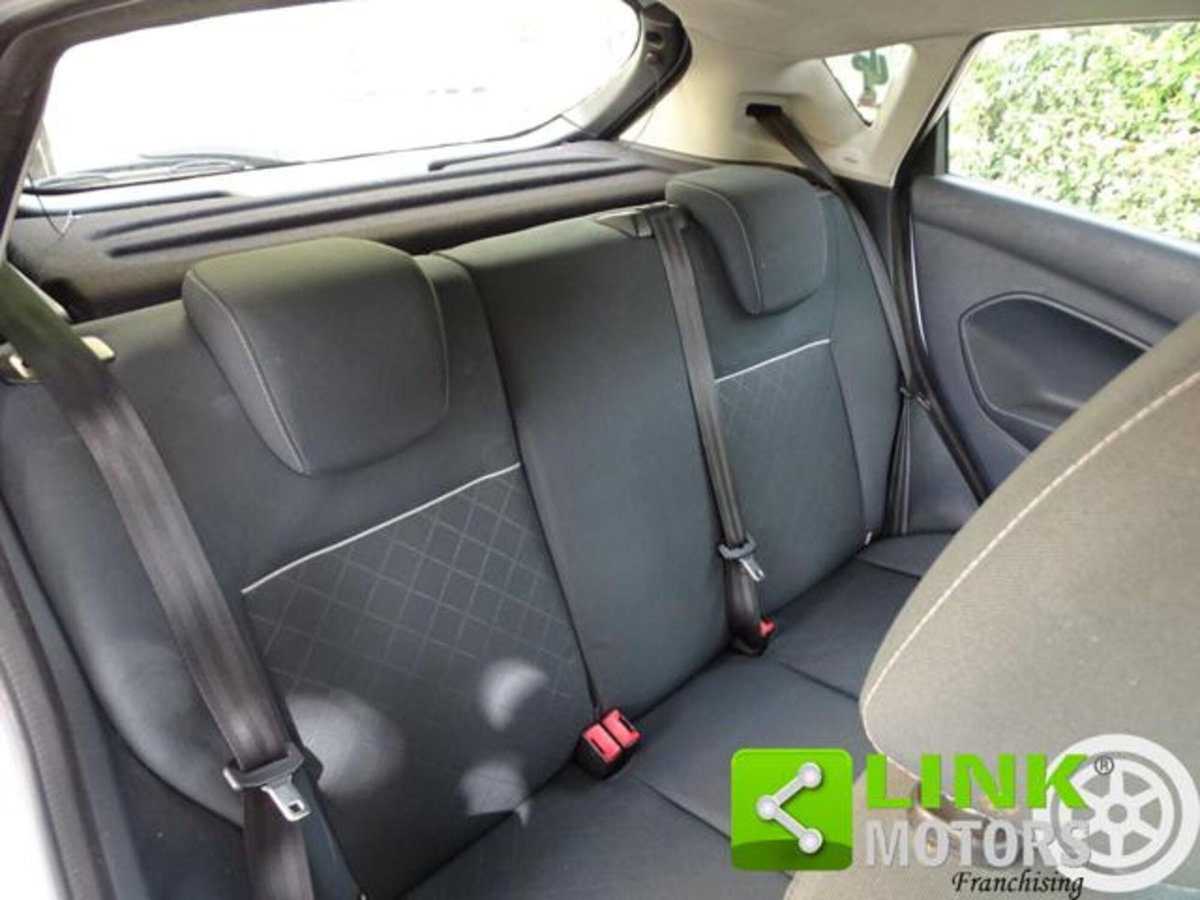 Ford Fiesta 1.4 5 porte Bz.- GPL Titanium (8)